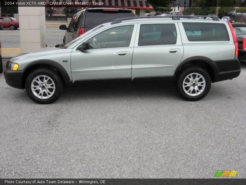 Crystal Green Metallic / Taupe 2004 Volvo XC70 AWD