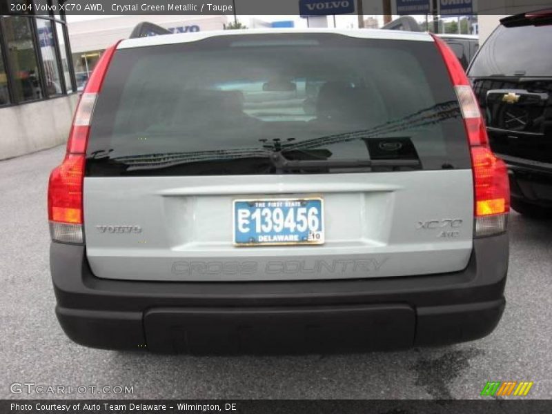 Crystal Green Metallic / Taupe 2004 Volvo XC70 AWD