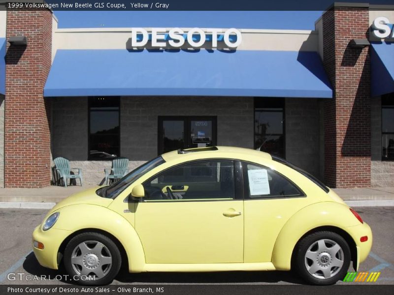 Yellow / Gray 1999 Volkswagen New Beetle GLS Coupe