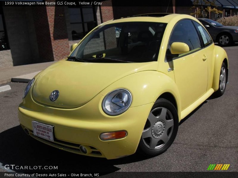 Yellow / Gray 1999 Volkswagen New Beetle GLS Coupe
