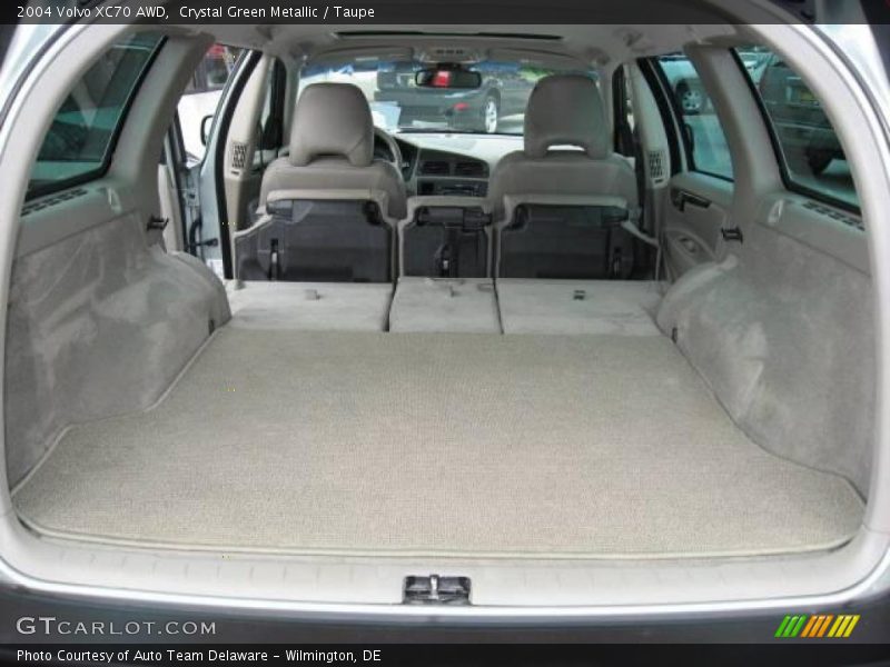 Crystal Green Metallic / Taupe 2004 Volvo XC70 AWD