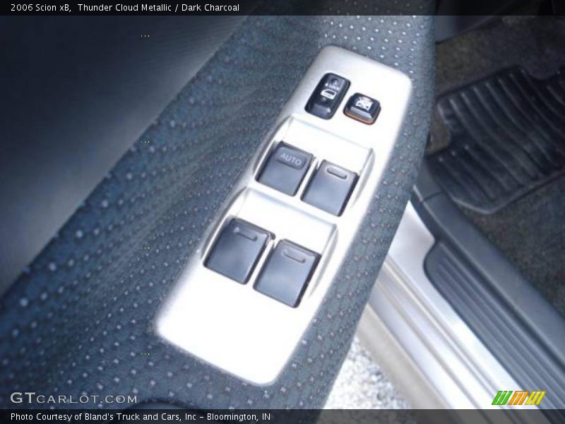 Thunder Cloud Metallic / Dark Charcoal 2006 Scion xB