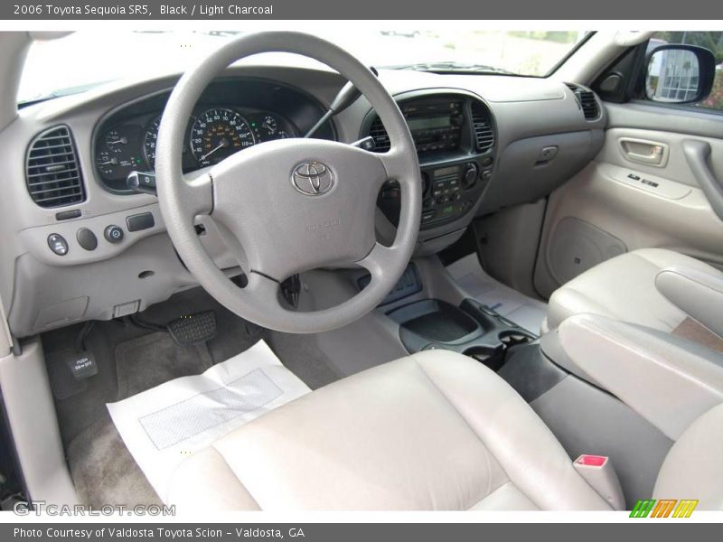 Black / Light Charcoal 2006 Toyota Sequoia SR5