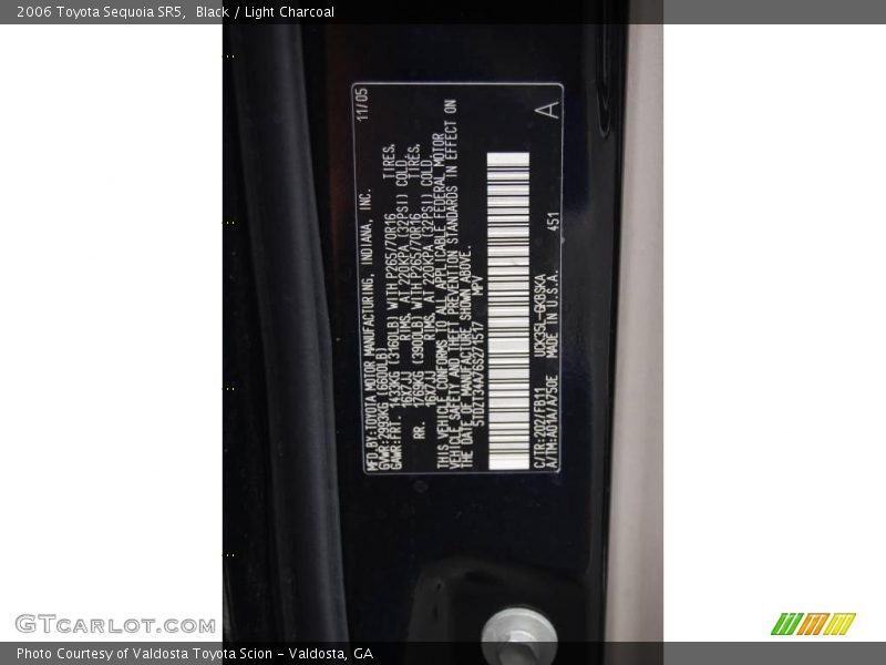 Black / Light Charcoal 2006 Toyota Sequoia SR5