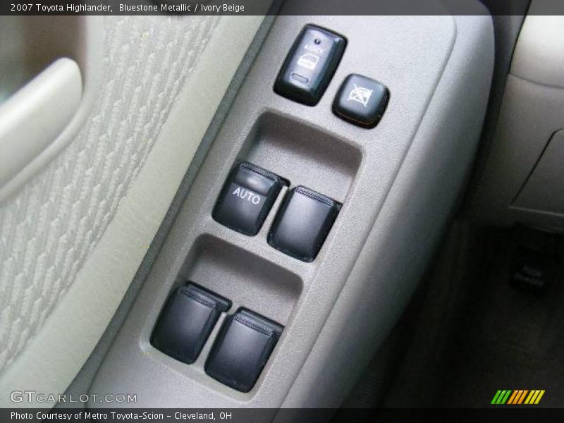 Bluestone Metallic / Ivory Beige 2007 Toyota Highlander