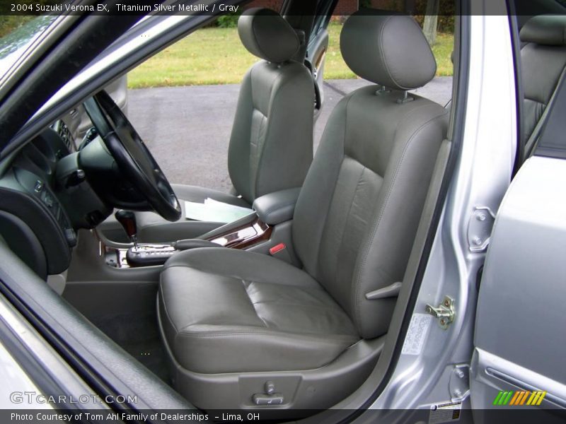 Titanium Silver Metallic / Gray 2004 Suzuki Verona EX