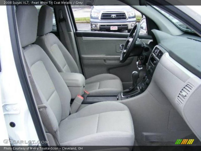 Pearl White Tri Coat Metallic / Grey 2008 Suzuki XL7