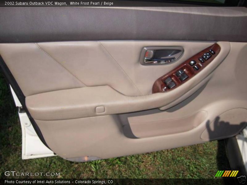White Frost Pearl / Beige 2002 Subaru Outback VDC Wagon