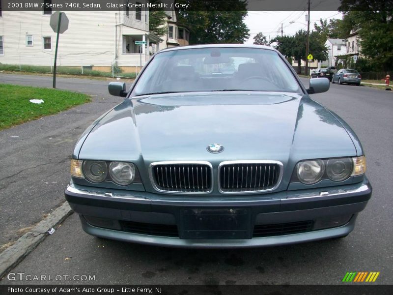 Glacier Green Metallic / Grey 2001 BMW 7 Series 740iL Sedan