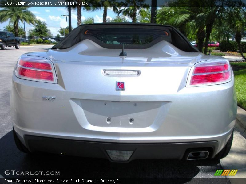 Silver Pearl / Black 2007 Saturn Sky Roadster
