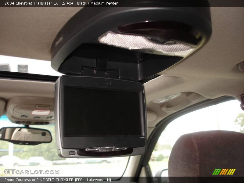 Black / Medium Pewter 2004 Chevrolet TrailBlazer EXT LS 4x4