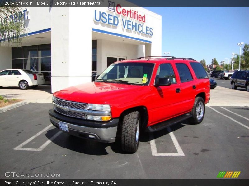 Victory Red / Tan/Neutral 2004 Chevrolet Tahoe LT