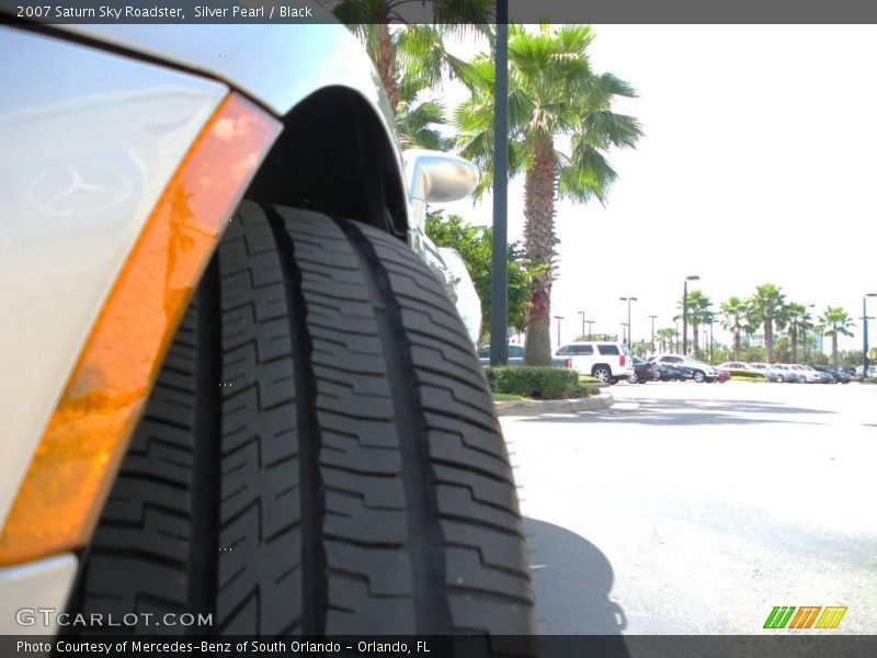 Silver Pearl / Black 2007 Saturn Sky Roadster