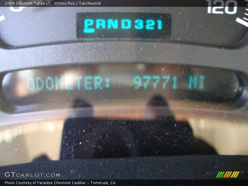 Victory Red / Tan/Neutral 2004 Chevrolet Tahoe LT