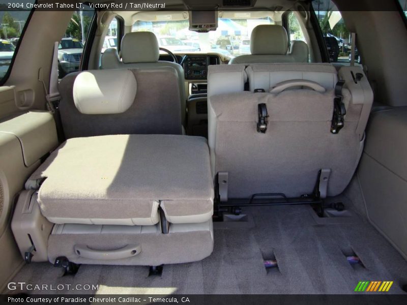 Victory Red / Tan/Neutral 2004 Chevrolet Tahoe LT
