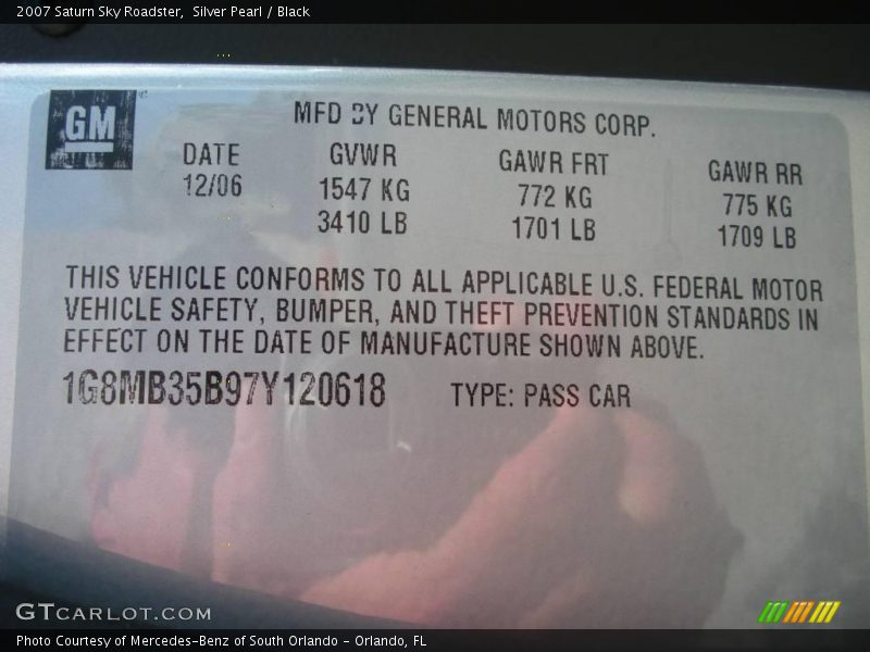 Silver Pearl / Black 2007 Saturn Sky Roadster