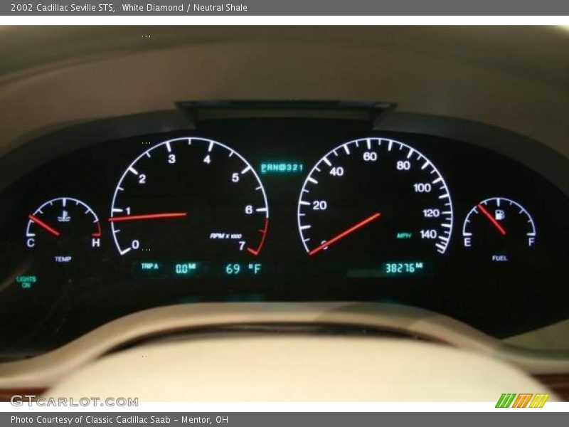 White Diamond / Neutral Shale 2002 Cadillac Seville STS