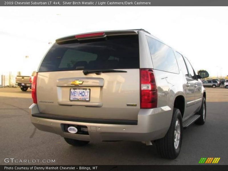 Silver Birch Metallic / Light Cashmere/Dark Cashmere 2009 Chevrolet Suburban LT 4x4