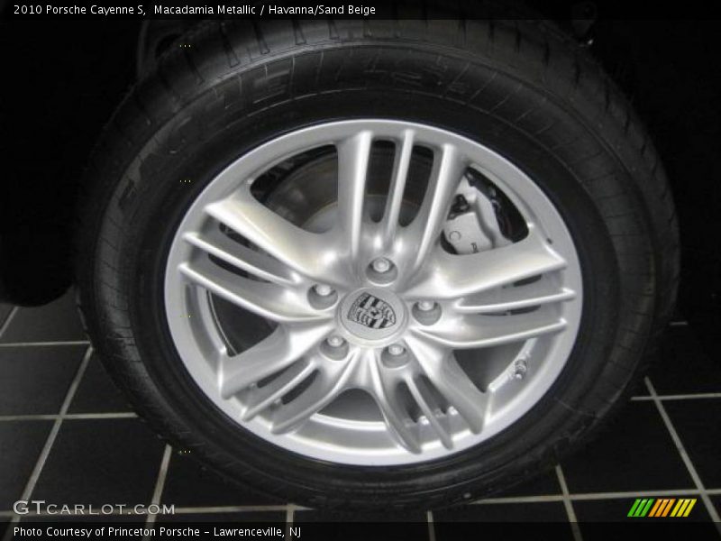 Macadamia Metallic / Havanna/Sand Beige 2010 Porsche Cayenne S