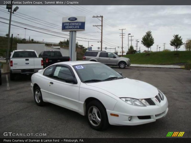 Summit White / Graphite 2005 Pontiac Sunfire Coupe