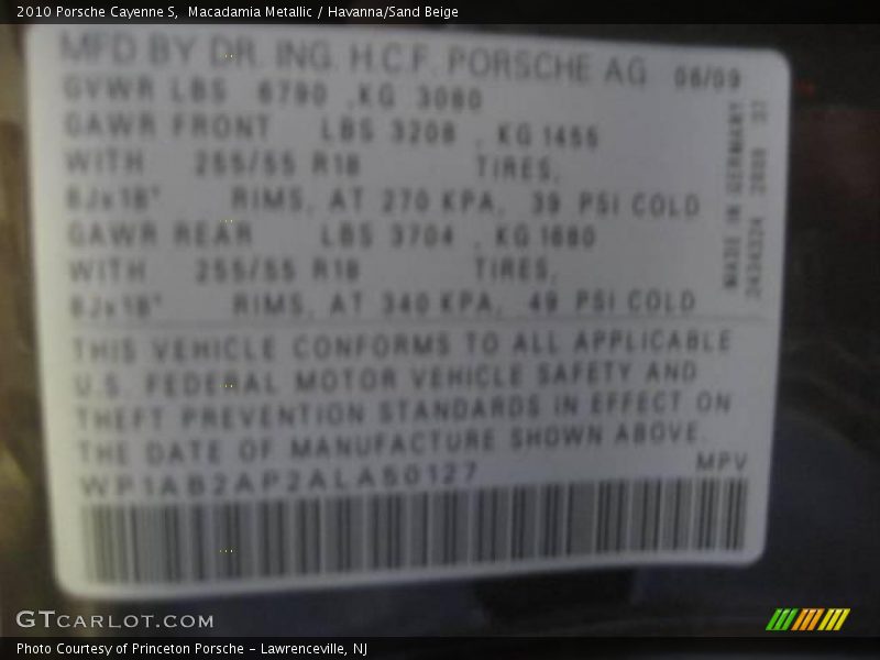 Macadamia Metallic / Havanna/Sand Beige 2010 Porsche Cayenne S