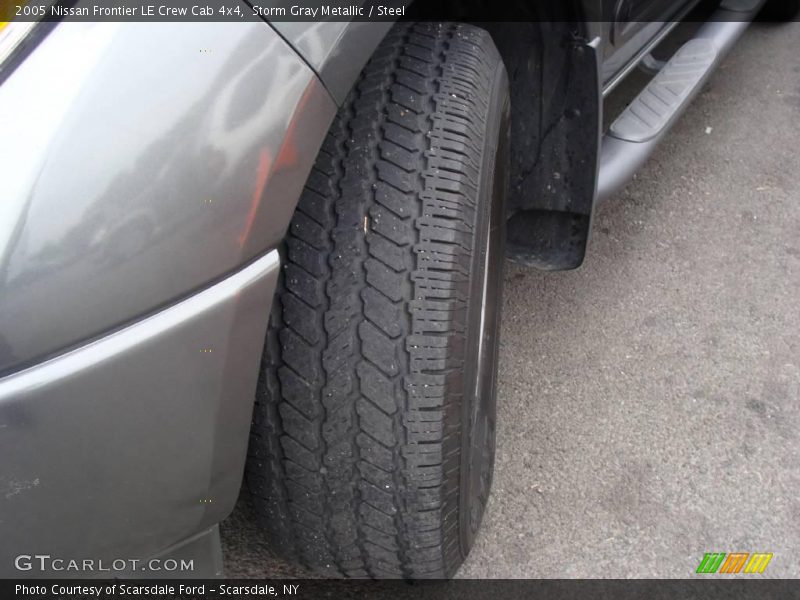 Storm Gray Metallic / Steel 2005 Nissan Frontier LE Crew Cab 4x4