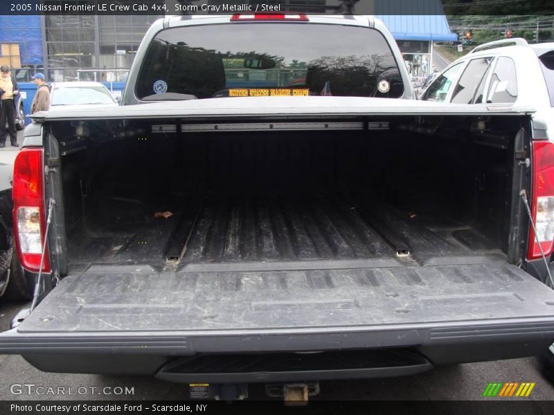 Storm Gray Metallic / Steel 2005 Nissan Frontier LE Crew Cab 4x4