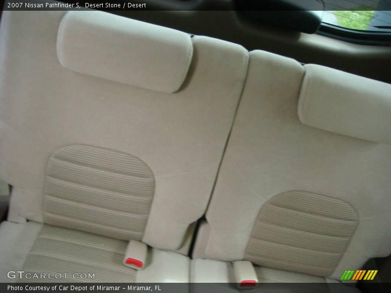 Desert Stone / Desert 2007 Nissan Pathfinder S