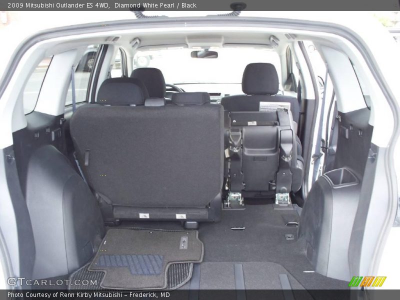 Diamond White Pearl / Black 2009 Mitsubishi Outlander ES 4WD