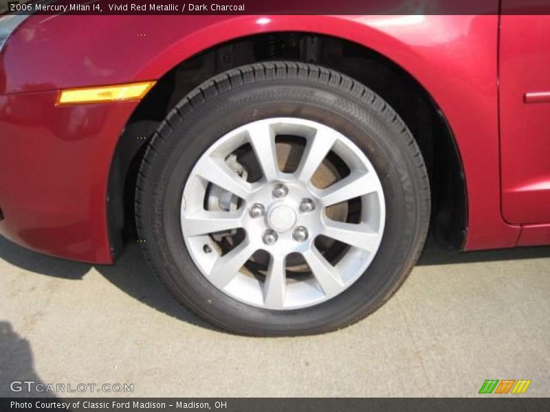 Vivid Red Metallic / Dark Charcoal 2006 Mercury Milan I4