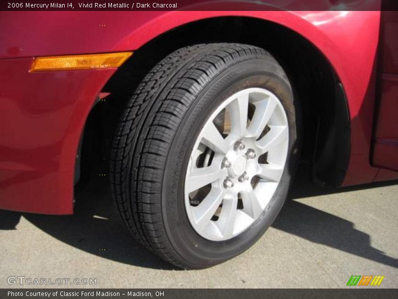 Vivid Red Metallic / Dark Charcoal 2006 Mercury Milan I4