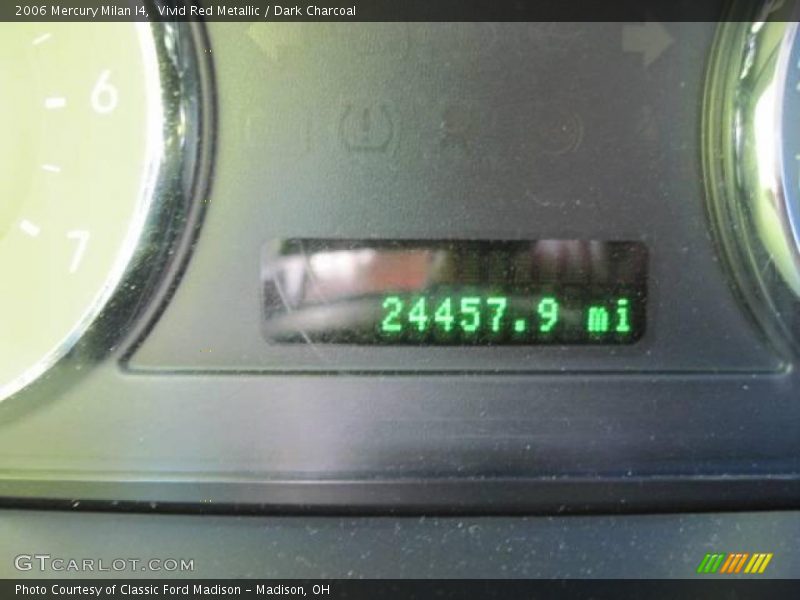 Vivid Red Metallic / Dark Charcoal 2006 Mercury Milan I4