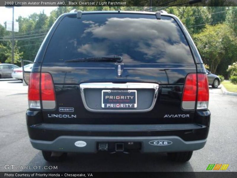 Black Clearcoat / Light Parchment 2003 Lincoln Aviator Premium AWD