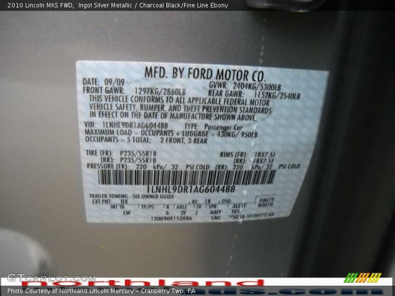 Ingot Silver Metallic / Charcoal Black/Fine Line Ebony 2010 Lincoln MKS FWD