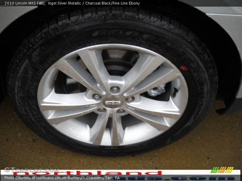 Ingot Silver Metallic / Charcoal Black/Fine Line Ebony 2010 Lincoln MKS FWD