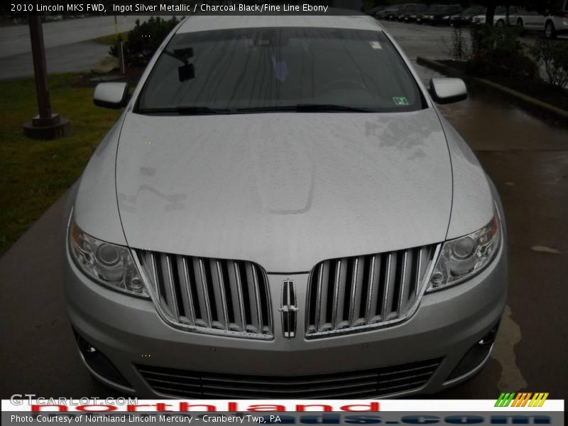 Ingot Silver Metallic / Charcoal Black/Fine Line Ebony 2010 Lincoln MKS FWD