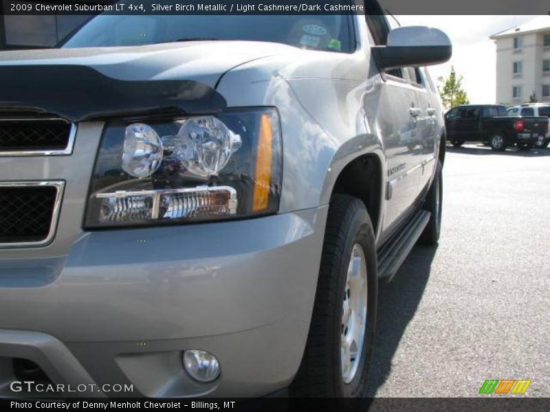 Silver Birch Metallic / Light Cashmere/Dark Cashmere 2009 Chevrolet Suburban LT 4x4