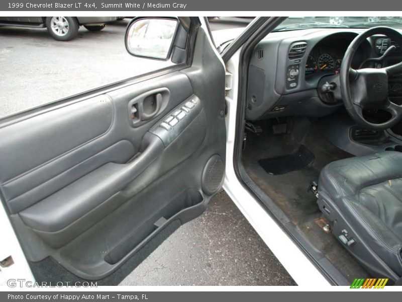 Summit White / Medium Gray 1999 Chevrolet Blazer LT 4x4