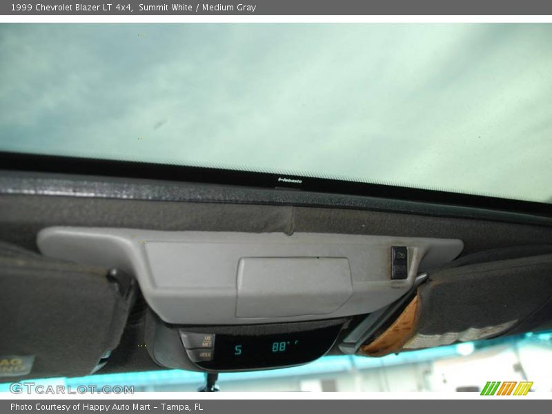 Summit White / Medium Gray 1999 Chevrolet Blazer LT 4x4