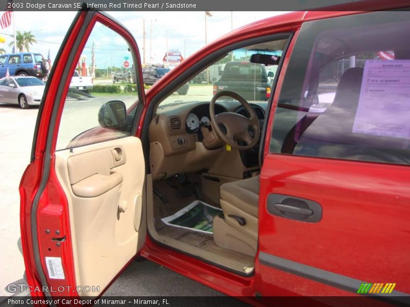 Inferno Red Tinted Pearl / Sandstone 2003 Dodge Caravan SE