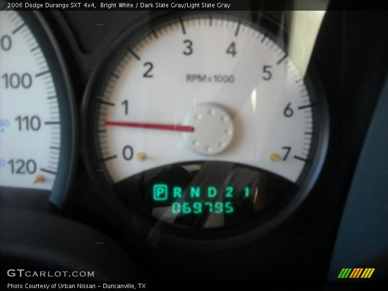 Bright White / Dark Slate Gray/Light Slate Gray 2006 Dodge Durango SXT 4x4