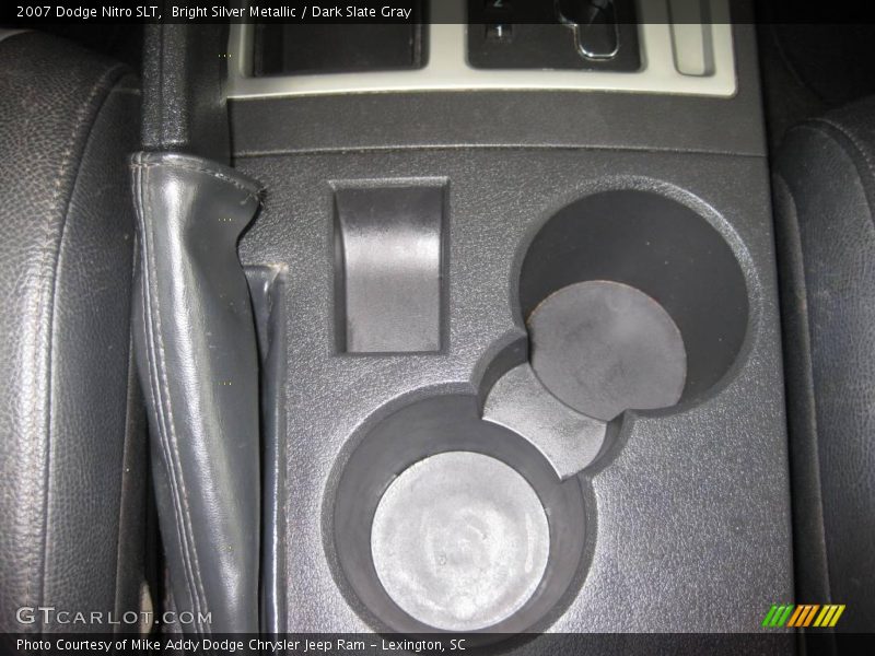 Bright Silver Metallic / Dark Slate Gray 2007 Dodge Nitro SLT