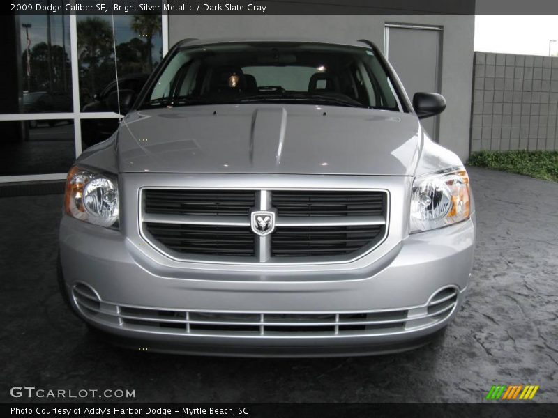 Bright Silver Metallic / Dark Slate Gray 2009 Dodge Caliber SE