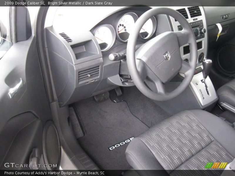 Bright Silver Metallic / Dark Slate Gray 2009 Dodge Caliber SE
