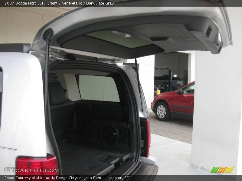 Bright Silver Metallic / Dark Slate Gray 2007 Dodge Nitro SLT