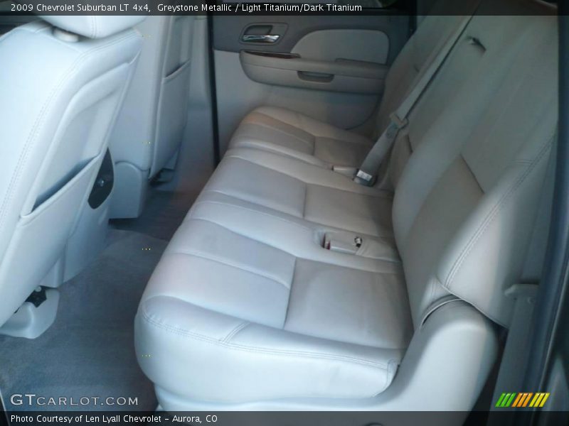 Greystone Metallic / Light Titanium/Dark Titanium 2009 Chevrolet Suburban LT 4x4