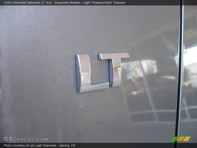 Greystone Metallic / Light Titanium/Dark Titanium 2009 Chevrolet Suburban LT 4x4