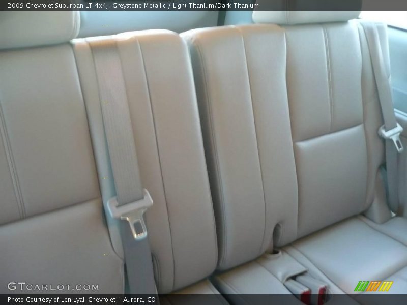 Greystone Metallic / Light Titanium/Dark Titanium 2009 Chevrolet Suburban LT 4x4