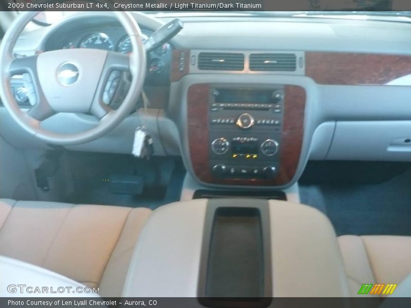 Greystone Metallic / Light Titanium/Dark Titanium 2009 Chevrolet Suburban LT 4x4