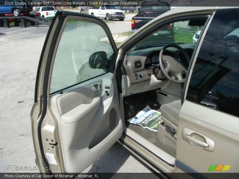 Linen Gold Metallic / Dark Khaki/Light Graystone 2005 Dodge Caravan SXT